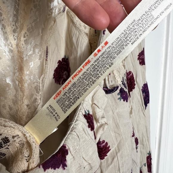 Free People Floral Poppy Printed Bodysuit Ruffle lace Cream Size S Pink - Picture 11 of 14